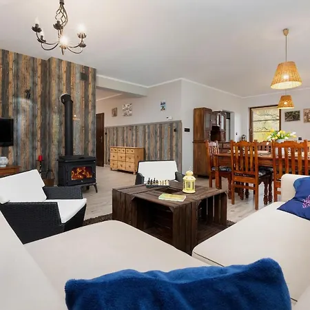 Malechowo Pet-friendly House By Renters أوسترونيه مورسكية